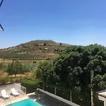 Stria House Casa de Férias *