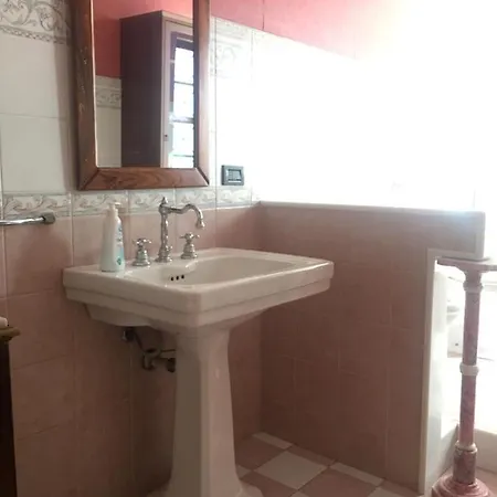 Stria House بيت للعطل Mazzarino